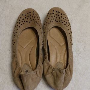 Women's earth shoes flats